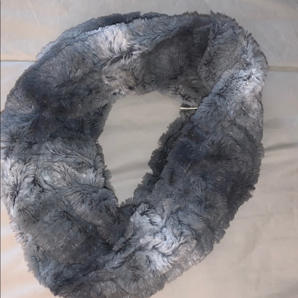 Infinity scarf - Picture 3 of 3